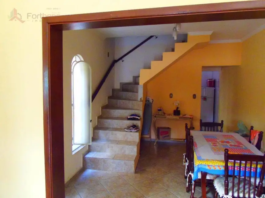 Foto 8 de Sobrado com 3 quartos à venda, 160m2 em Serpa, Caieiras - SP