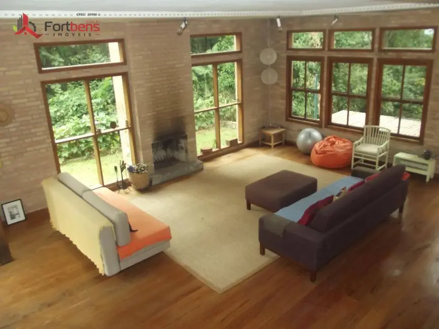 Foto 5 de Sobrado com 3 quartos à venda, 1600m2 em Santa Inês, Caieiras - SP