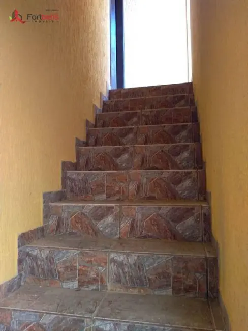 Foto 6 de Sobrado com 4 quartos à venda, 180m2 em Laranjeiras, Caieiras - SP