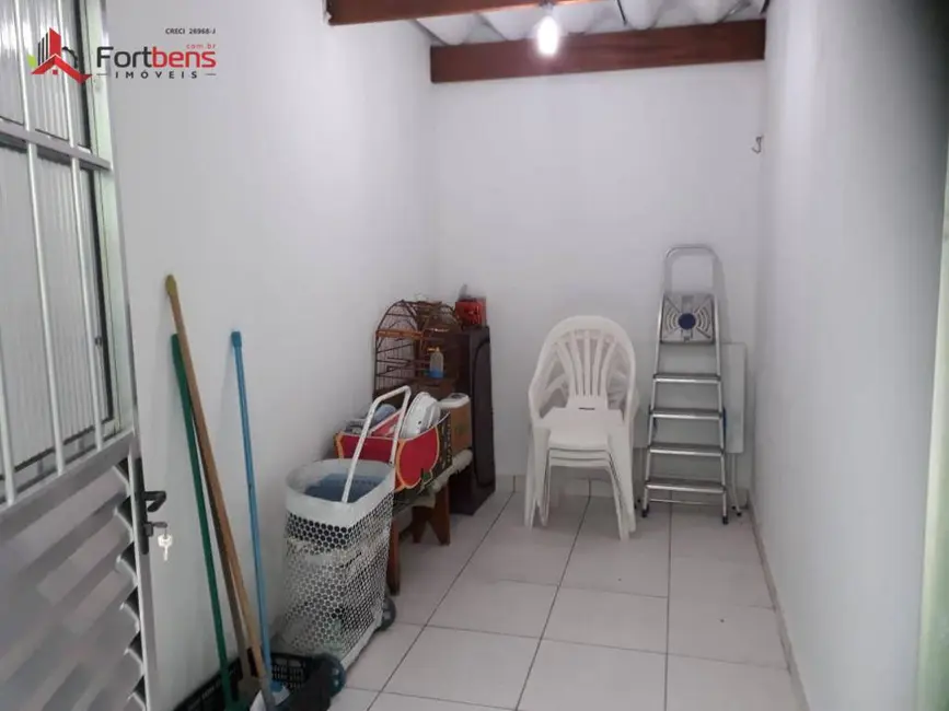 Foto 4 de Casa com 6 quartos à venda, 300m2 em Laranjeiras, Caieiras - SP