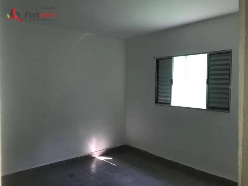 Casa com 1 quarto para alugar, 180m2 em Laranjeiras, Caieiras - SP - imagem 6 Foto 6 de Casa com 1 quarto para alugar, 180m2 em Laranjeiras, Caieiras - SP