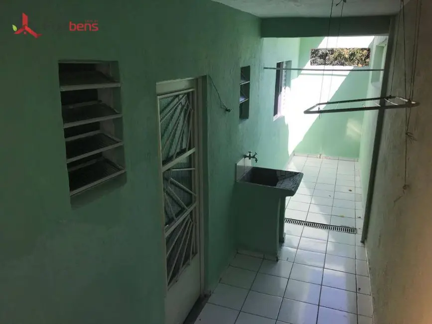 Casa com 1 quarto para alugar, 180m2 em Laranjeiras, Caieiras - SP - imagem 3 Foto 3 de Casa com 1 quarto para alugar, 180m2 em Laranjeiras, Caieiras - SP