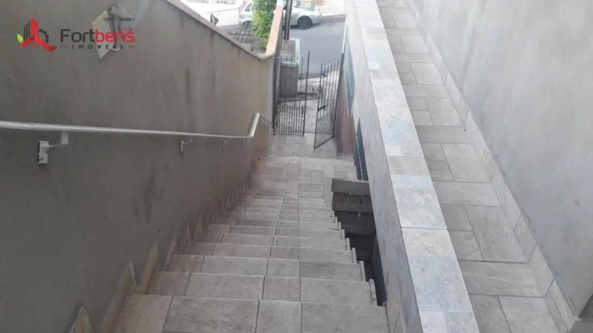 Foto 2 de Sala Comercial para alugar, 250m2 em Região Central, Caieiras - SP