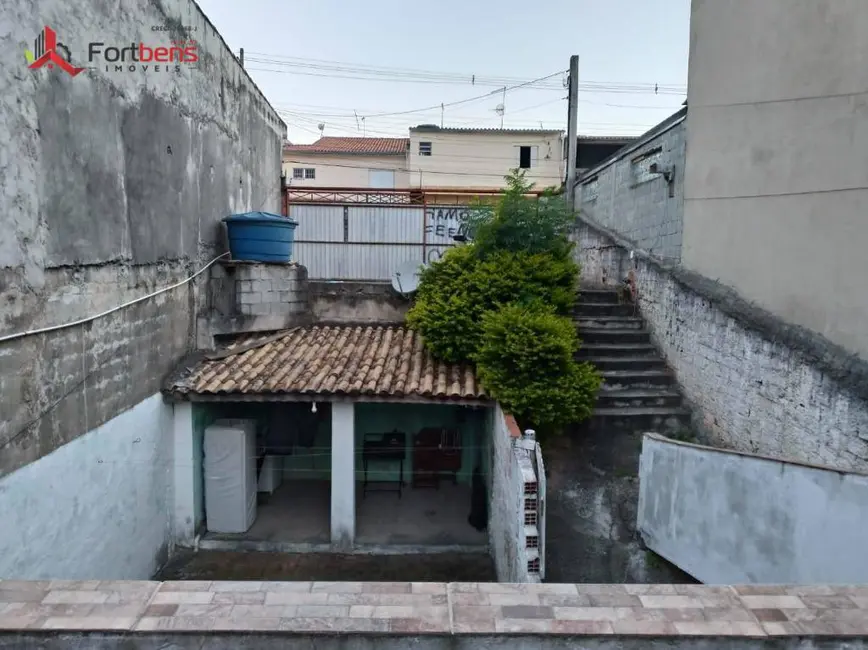 Foto 3 de Sobrado com 2 quartos à venda, 175m2 em Vera Tereza, Caieiras - SP