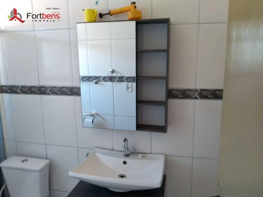 Casa com 2 quartos à venda, 160m2 em Nova Era, Caieiras - SP - imagem 4 Foto 4 de Casa com 2 quartos à venda, 160m2 em Nova Era, Caieiras - SP