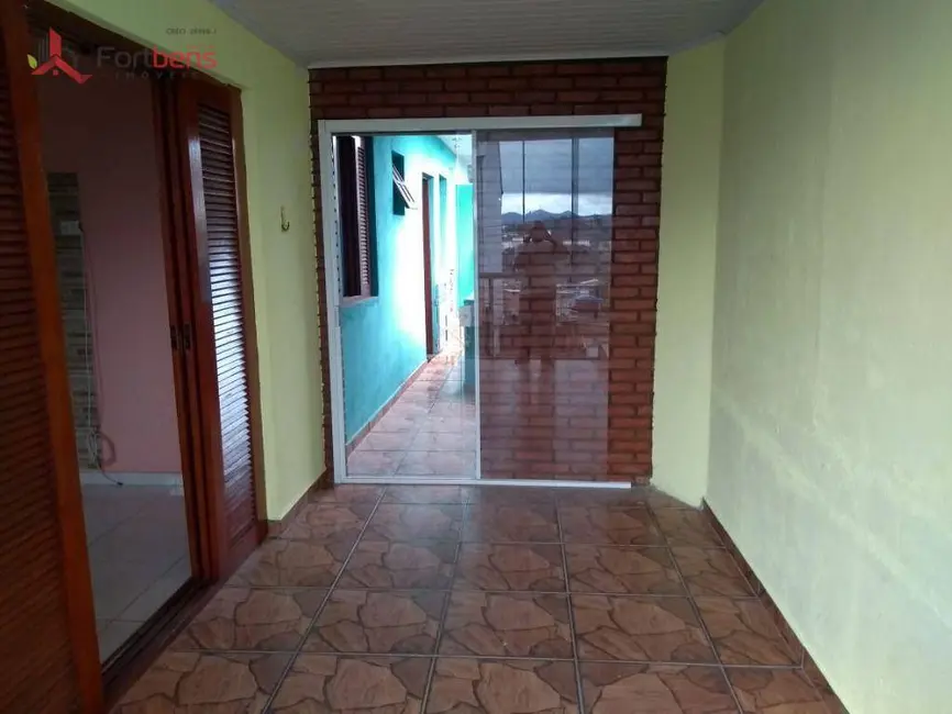 Foto 1 de Casa com 2 quartos para alugar, 55m2 em Vera Tereza, Caieiras - SP