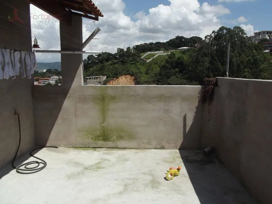 Foto 2 de Sobrado com 3 quartos à venda, 186m2 em Serpa, Caieiras - SP