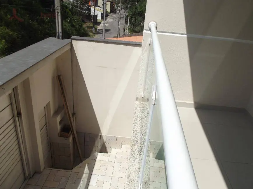 Foto 3 de Sobrado com 3 quartos à venda, 186m2 em Serpa, Caieiras - SP