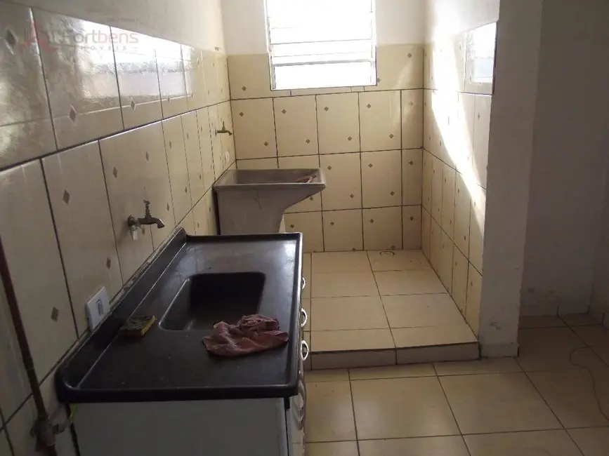 Foto 9 de Apartamento com 1 quarto para alugar, 35m2 em Vila Rosina, Caieiras - SP