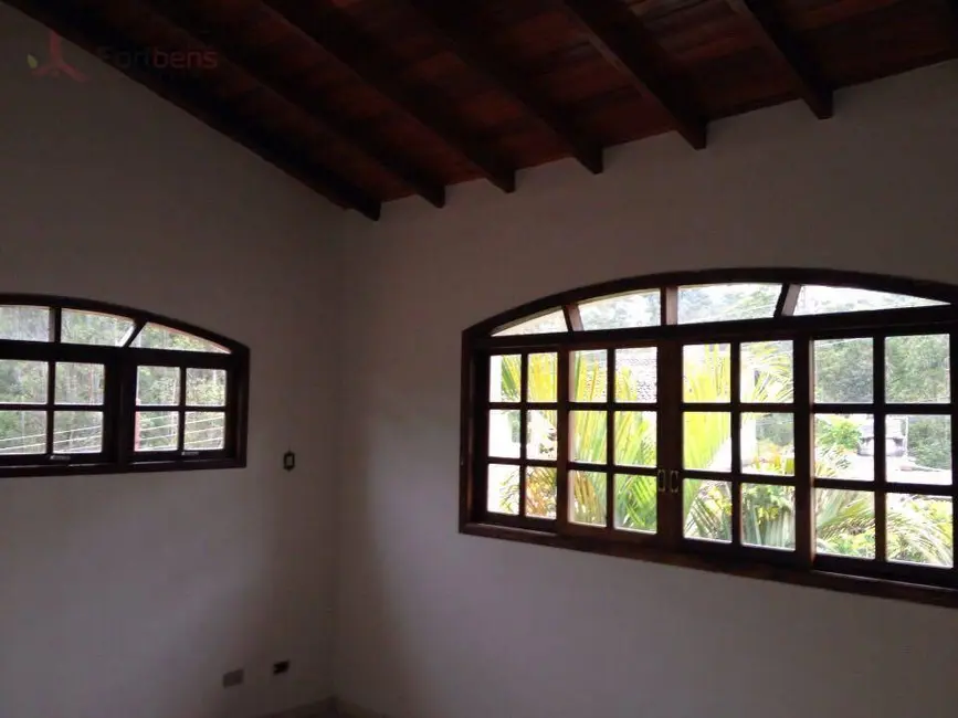 Foto 2 de Sobrado com 2 quartos à venda, 220m2 em Morro Grande, Caieiras - SP