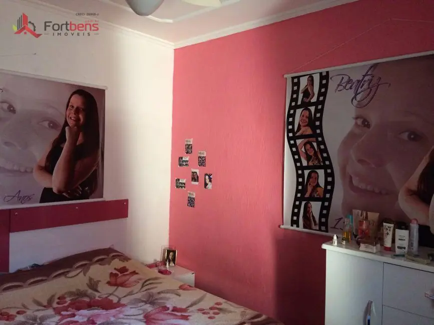 Sobrado com 3 quartos à venda, 125m2 em Serpa, Caieiras - SP - imagem 6 Foto 6 de Sobrado com 3 quartos à venda, 125m2 em Serpa, Caieiras - SP