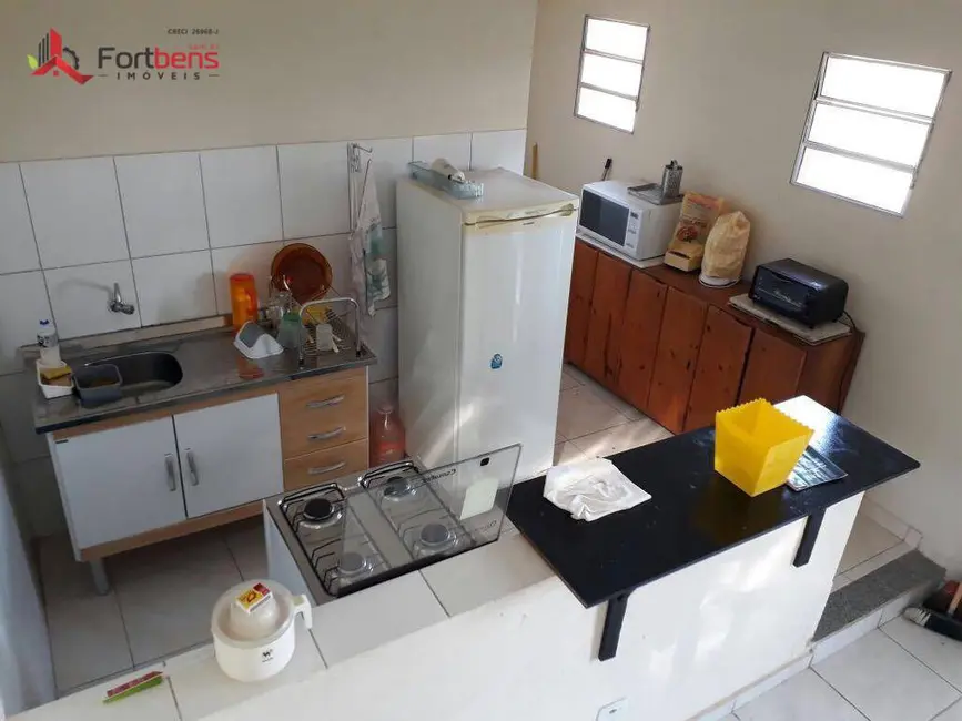 Chácara com 2 quartos à venda, 10000m2 em Chácara das Cascatas, Francisco Morato - SP - imagem 5 Foto 5 de Chácara com 2 quartos à venda, 10000m2 em Chácara das Cascatas, Francisco Morato - SP