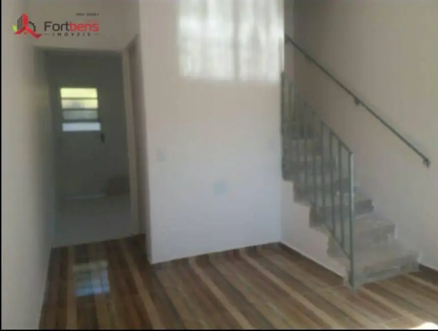 Sobrado com 2 quartos à venda, 300m2 em Jardim Alegria, Francisco Morato - SP - imagem 7 Foto 7 de Sobrado com 2 quartos à venda, 300m2 em Jardim Alegria, Francisco Morato - SP