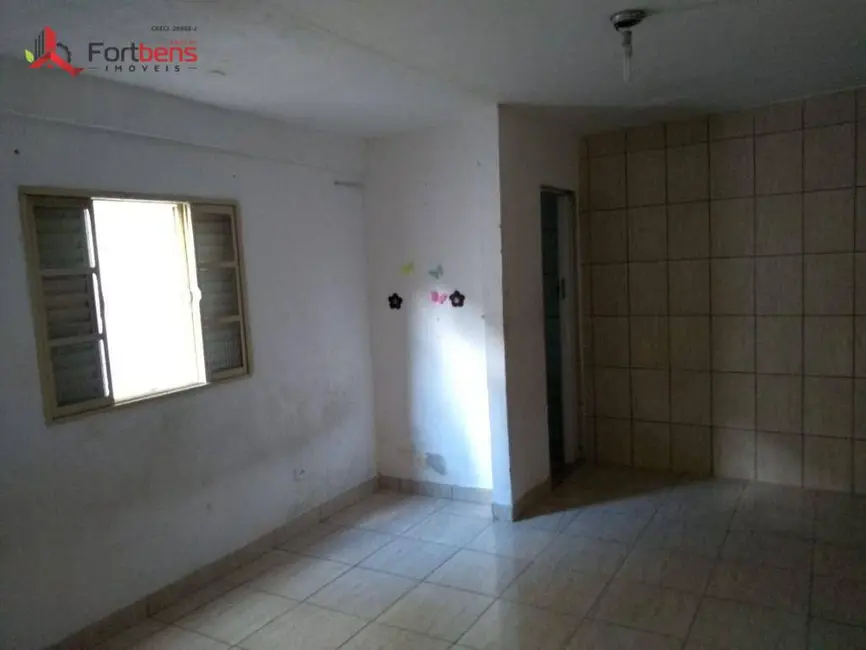 Casa com 5 quartos à venda, 130m2 em Laranjeiras, Caieiras - SP - imagem 5 Foto 5 de Casa com 5 quartos à venda, 130m2 em Laranjeiras, Caieiras - SP