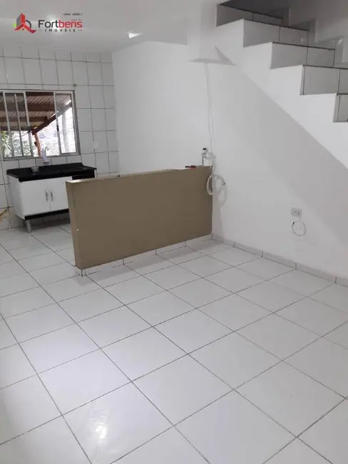 Sobrado com 2 quartos à venda, 125m2 em Jardim, Francisco Morato - SP - imagem 4 Foto 4 de Sobrado com 2 quartos à venda, 125m2 em Jardim, Francisco Morato - SP