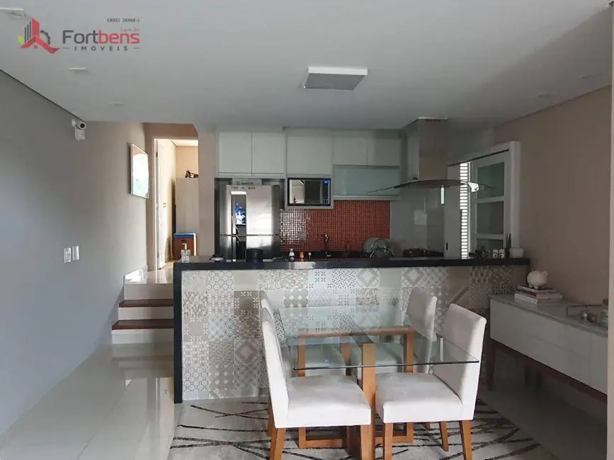 Foto 9 de Sobrado com 2 quartos à venda, 200m2 em Serpa, Caieiras - SP