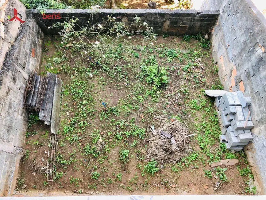 Foto 9 de Casa com 4 quartos à venda, 180m2 em Laranjeiras, Caieiras - SP