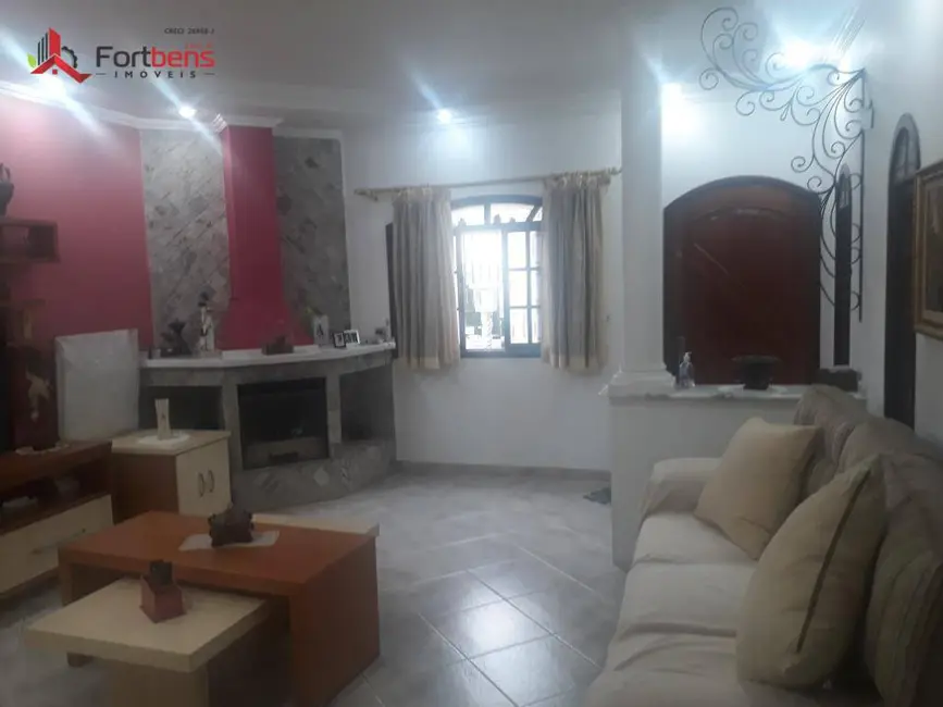 Foto 6 de Casa com 4 quartos à venda, 236m2 em Região Central, Caieiras - SP