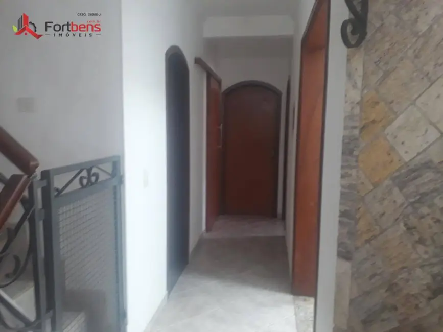 Foto 7 de Casa com 4 quartos à venda, 236m2 em Região Central, Caieiras - SP