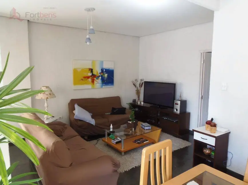 Foto 2 de Sobrado com 2 quartos à venda, 680m2 em Região Central, Caieiras - SP