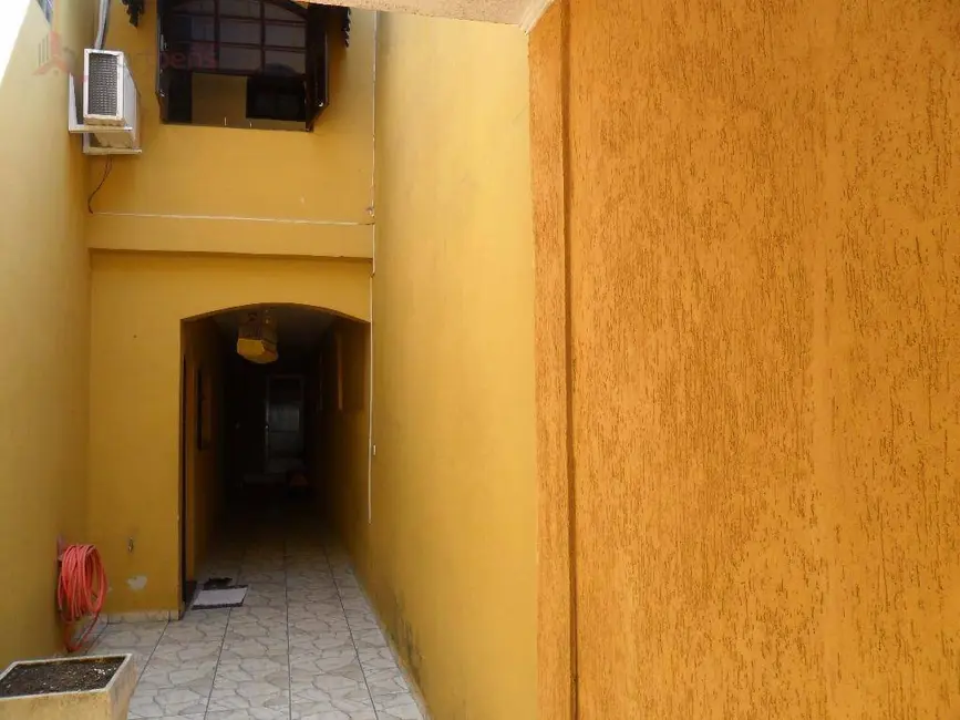 Foto 5 de Sobrado com 3 quartos à venda, 150m2 em Jardim Santa Lucrécia, São Paulo - SP