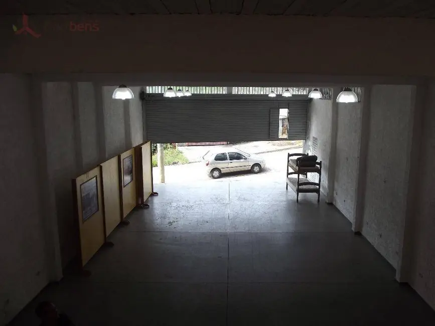 Sala Comercial à venda, 204m2 em Vila São Benedito, Franco Da Rocha - SP - imagem 4 Foto 4 de Sala Comercial à venda, 204m2 em Vila São Benedito, Franco Da Rocha - SP