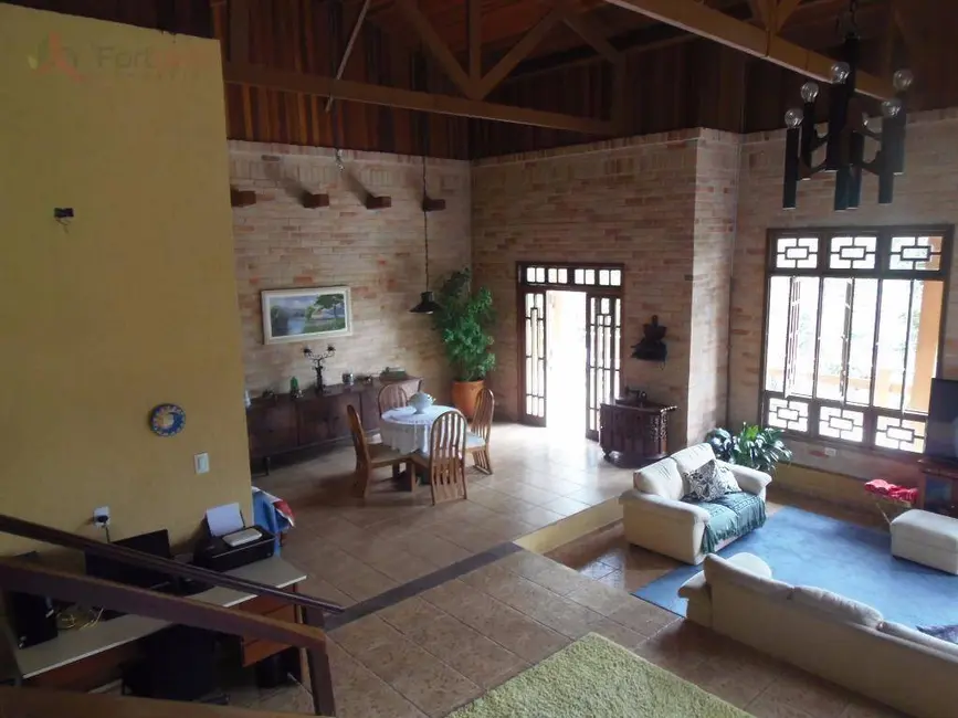 Foto 6 de Sobrado com 3 quartos à venda, 1200m2 em Alpes de Caieiras, Caieiras - SP