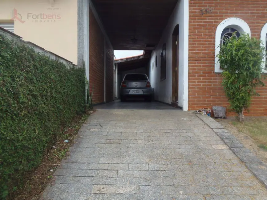 Foto 4 de Casa com 2 quartos à venda, 187m2 em Região Central, Caieiras - SP