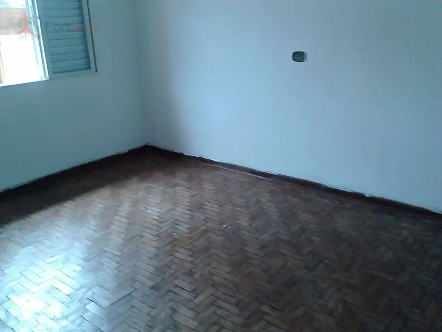 Casa com 4 quartos à venda, 150m2 em Região Central, Caieiras - SP - imagem 9 Foto 9 de Casa com 4 quartos à venda, 150m2 em Região Central, Caieiras - SP