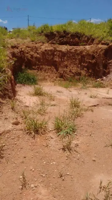 Foto 5 de Terreno / Lote à venda, 150m2 em Laranjeiras, Caieiras - SP