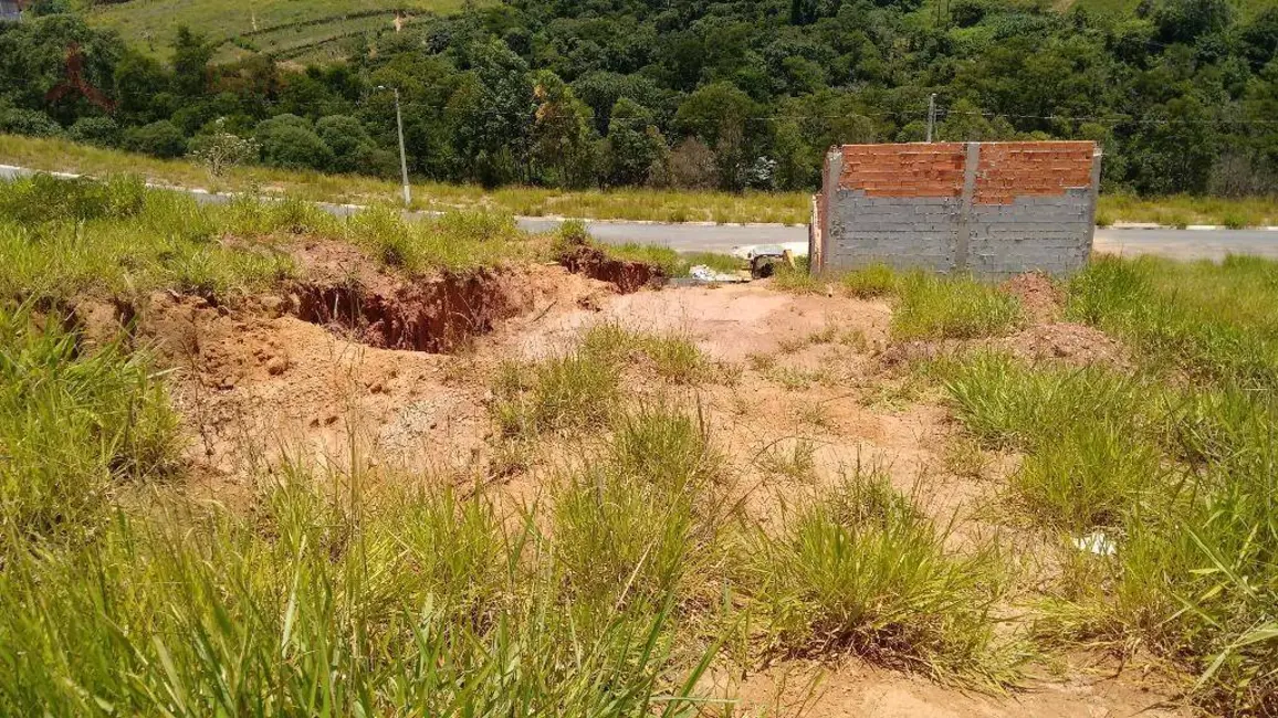 Foto 2 de Terreno / Lote à venda, 150m2 em Laranjeiras, Caieiras - SP