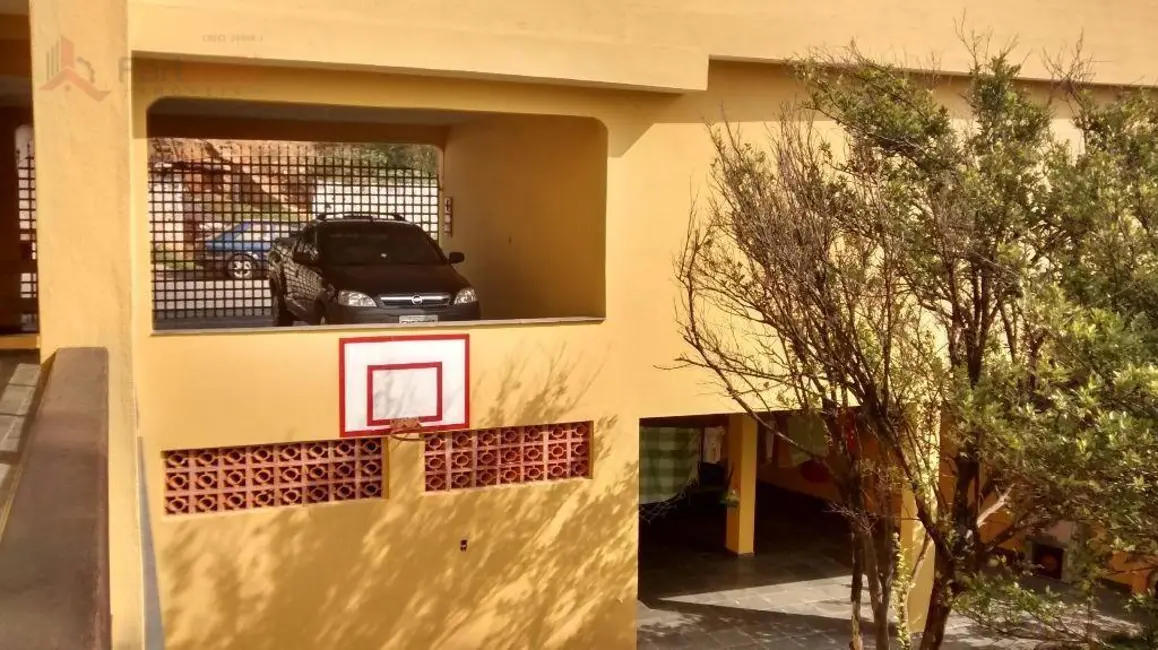 Sobrado com 3 quartos à venda, 580m2 em Parque Paulista, Francisco Morato - SP - imagem 4 Foto 4 de Sobrado com 3 quartos à venda, 580m2 em Parque Paulista, Francisco Morato - SP