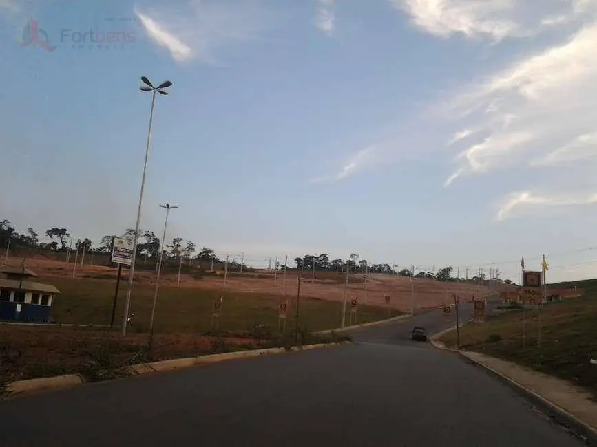 Foto 1 de Terreno / Lote à venda, 172m2 em Chácara Jaguari (Fazendinha), Santana De Parnaiba - SP