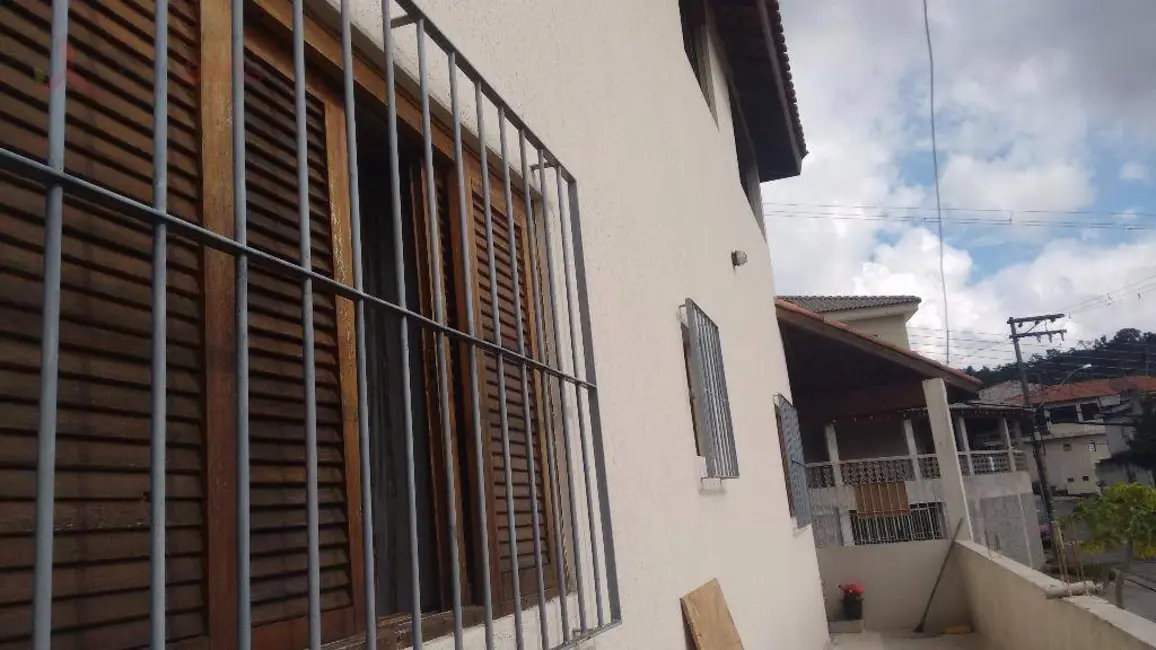 Foto 4 de Sobrado com 3 quartos à venda, 191m2 em Laranjeiras, Caieiras - SP