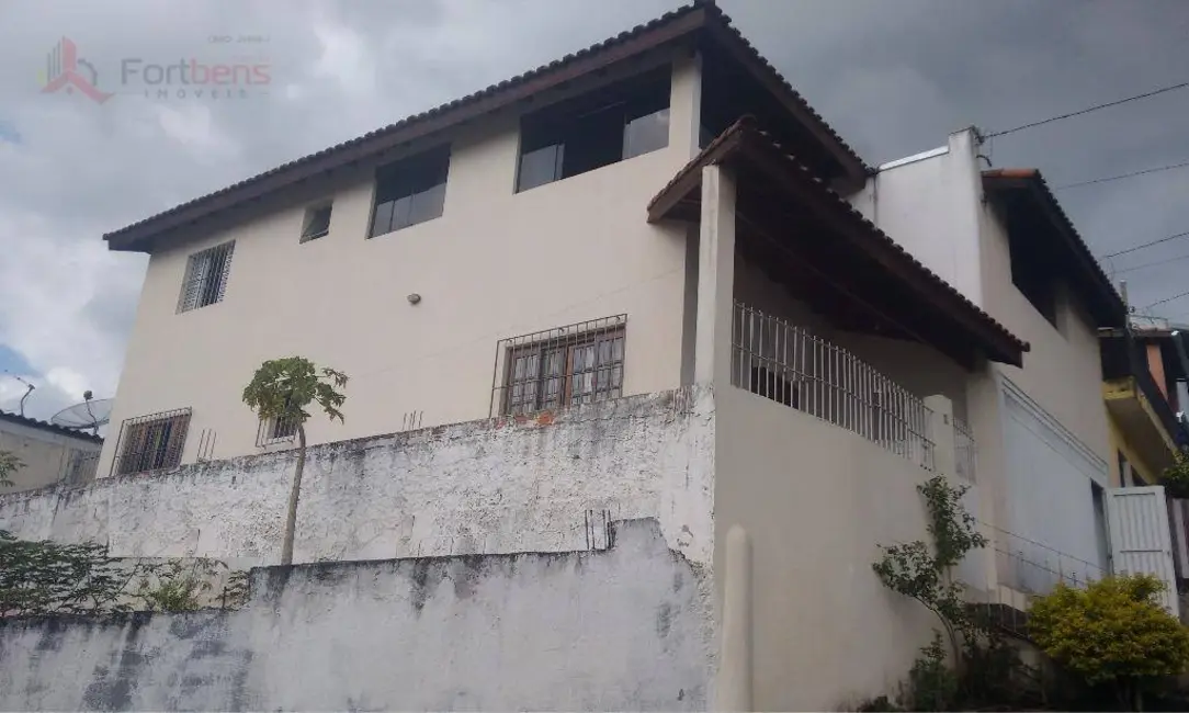 Foto 2 de Sobrado com 3 quartos à venda, 191m2 em Laranjeiras, Caieiras - SP