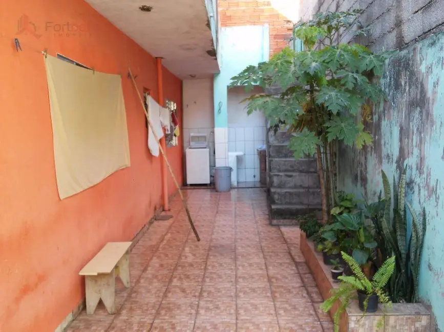 Casa com 2 quartos à venda, 180m2 em Vera Tereza, Caieiras - SP - imagem 3 Foto 3 de Casa com 2 quartos à venda, 180m2 em Vera Tereza, Caieiras - SP