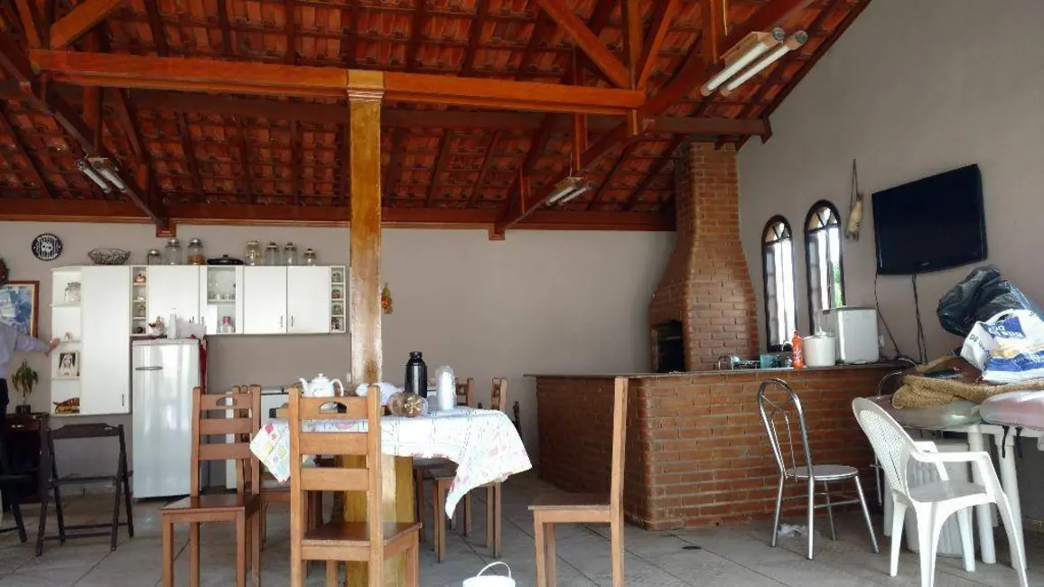 Chácara com 6 quartos à venda, 2072m2 em Jardim dos Lagos, Franco Da Rocha - SP - imagem 9 Foto 9 de Chácara com 6 quartos à venda, 2072m2 em Jardim dos Lagos, Franco Da Rocha - SP