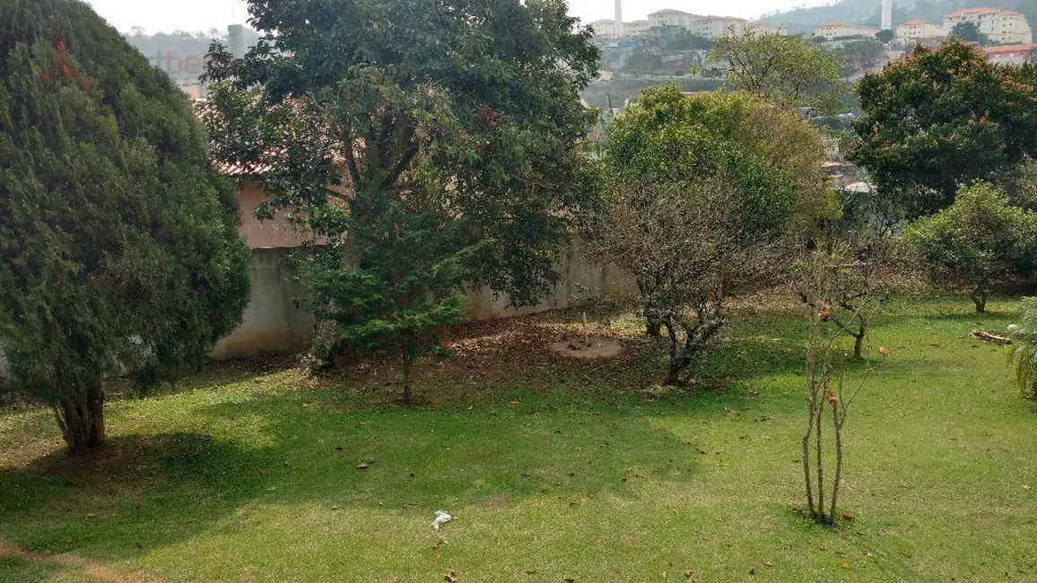 Chácara com 6 quartos à venda, 2072m2 em Jardim dos Lagos, Franco Da Rocha - SP - imagem 5 Foto 5 de Chácara com 6 quartos à venda, 2072m2 em Jardim dos Lagos, Franco Da Rocha - SP