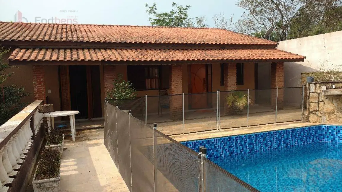 Chácara com 6 quartos à venda, 2072m2 em Jardim dos Lagos, Franco Da Rocha - SP - imagem 2 Foto 2 de Chácara com 6 quartos à venda, 2072m2 em Jardim dos Lagos, Franco Da Rocha - SP