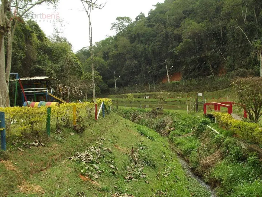 Chácara com 9 quartos à venda, 320m2 em Jardim Alegria, Francisco Morato - SP - imagem 6 Foto 6 de Chácara com 9 quartos à venda, 320m2 em Jardim Alegria, Francisco Morato - SP