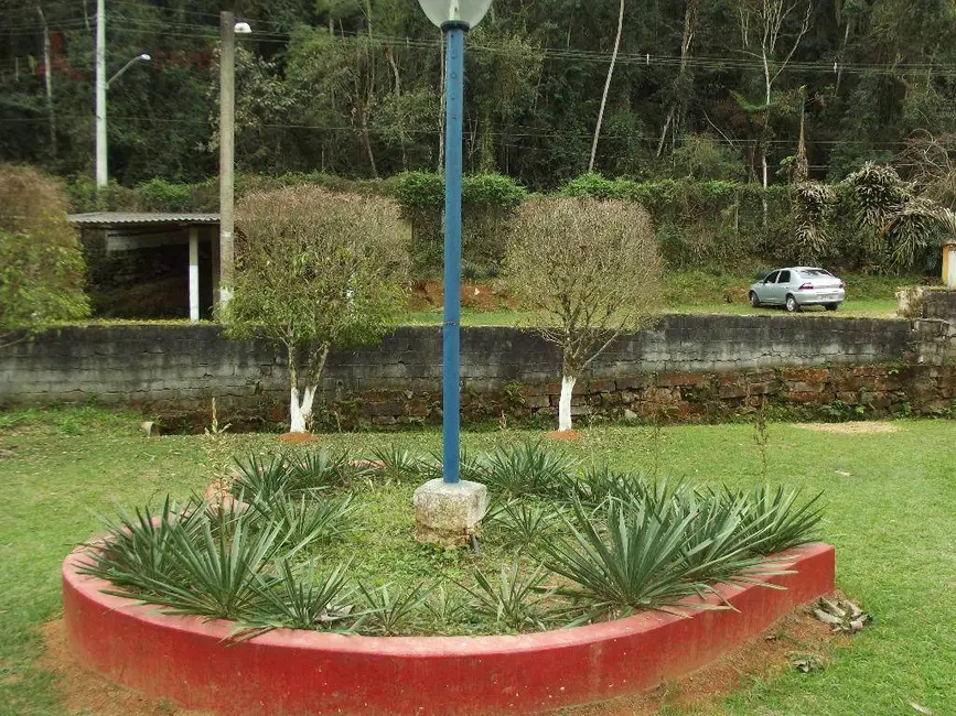 Chácara com 9 quartos à venda, 320m2 em Jardim Alegria, Francisco Morato - SP - imagem 4 Foto 4 de Chácara com 9 quartos à venda, 320m2 em Jardim Alegria, Francisco Morato - SP