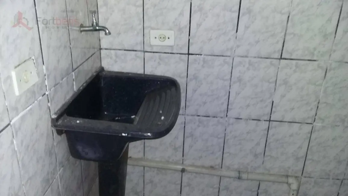 Casa com 1 quarto para alugar, 250m2 em Serpa, Caieiras - SP - imagem 8 Foto 8 de Casa com 1 quarto para alugar, 250m2 em Serpa, Caieiras - SP