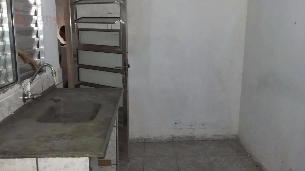 Casa com 1 quarto para alugar, 250m2 em Serpa, Caieiras - SP - imagem 5 Foto 5 de Casa com 1 quarto para alugar, 250m2 em Serpa, Caieiras - SP