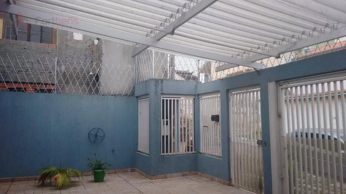 Foto 4 de Sobrado com 3 quartos à venda, 225m2 em Serpa, Caieiras - SP