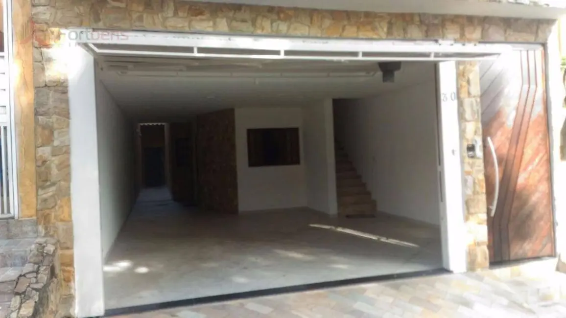 Foto 2 de Sobrado com 3 quartos à venda, 150m2 em Laranjeiras, Caieiras - SP