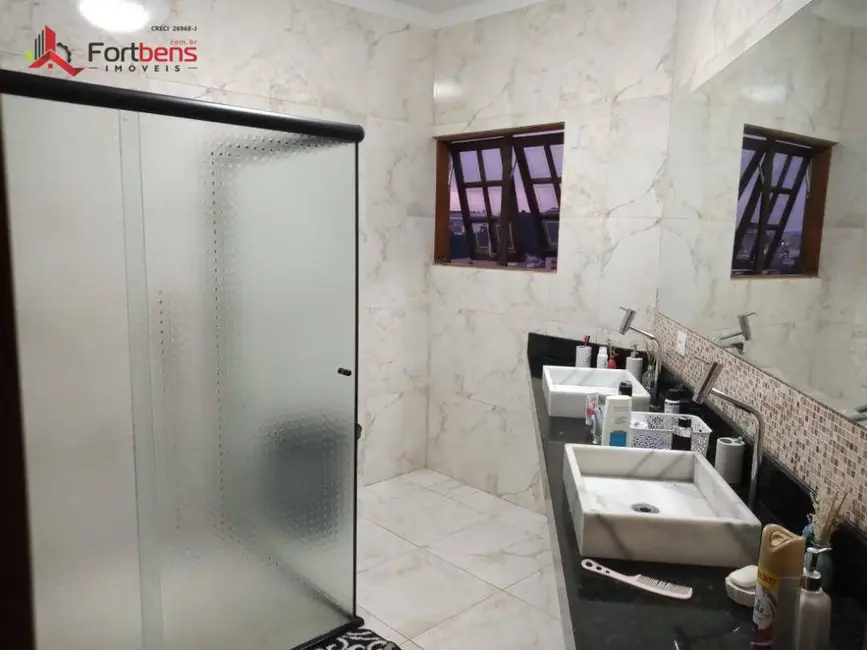 Foto 9 de Sobrado com 3 quartos à venda, 150m2 em Laranjeiras, Caieiras - SP