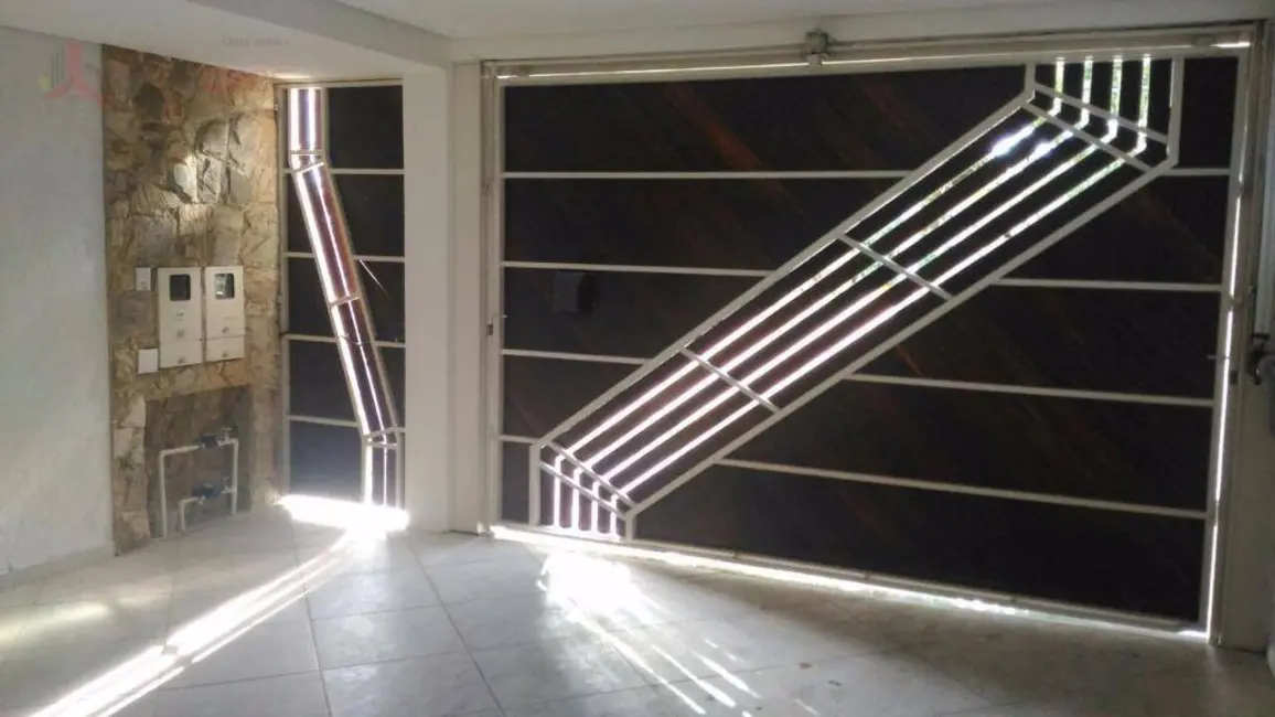 Foto 3 de Sobrado com 3 quartos à venda, 150m2 em Laranjeiras, Caieiras - SP