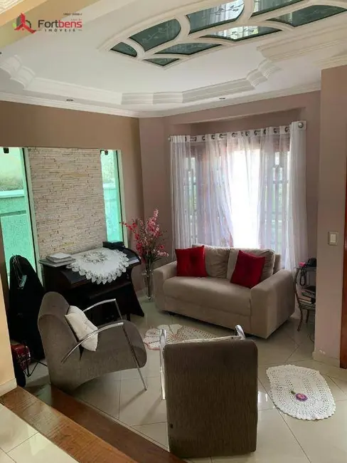 Foto 7 de Sobrado com 3 quartos à venda, 240m2 em Laranjeiras, Caieiras - SP