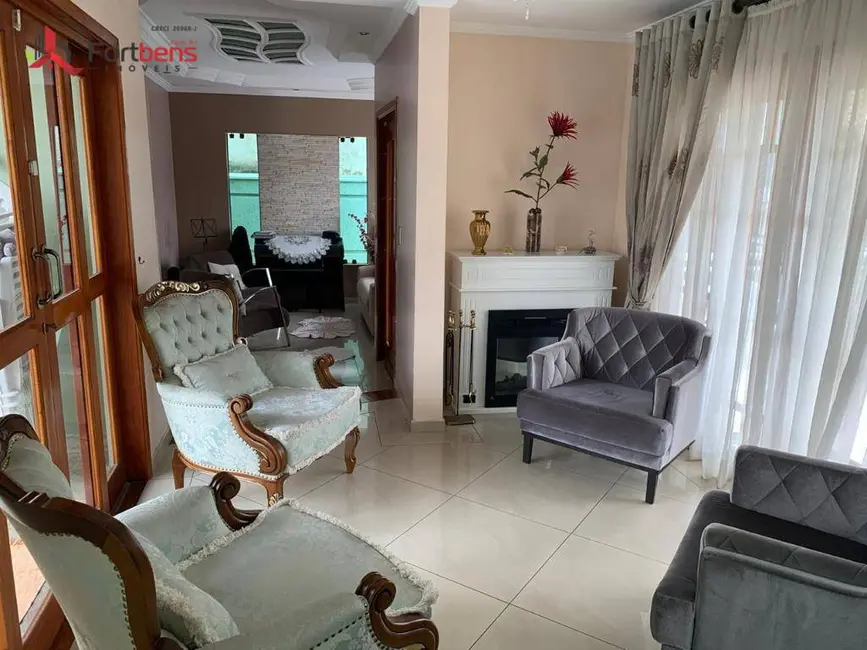 Foto 9 de Sobrado com 3 quartos à venda, 240m2 em Laranjeiras, Caieiras - SP