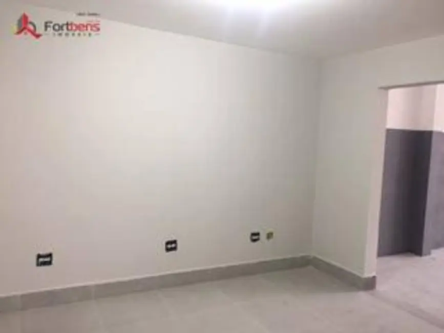 Armazém / Galpão para alugar, 644m2 em Laranjeiras, Caieiras - SP - imagem 5 Foto 5 de Armazém / Galpão para alugar, 644m2 em Laranjeiras, Caieiras - SP